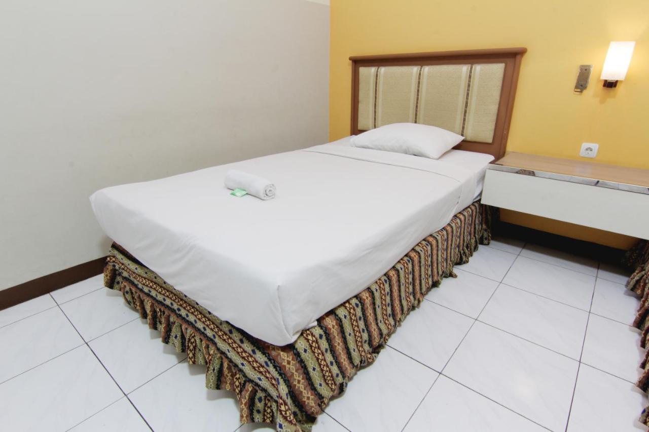 Hotel Palem Bandung Esterno foto