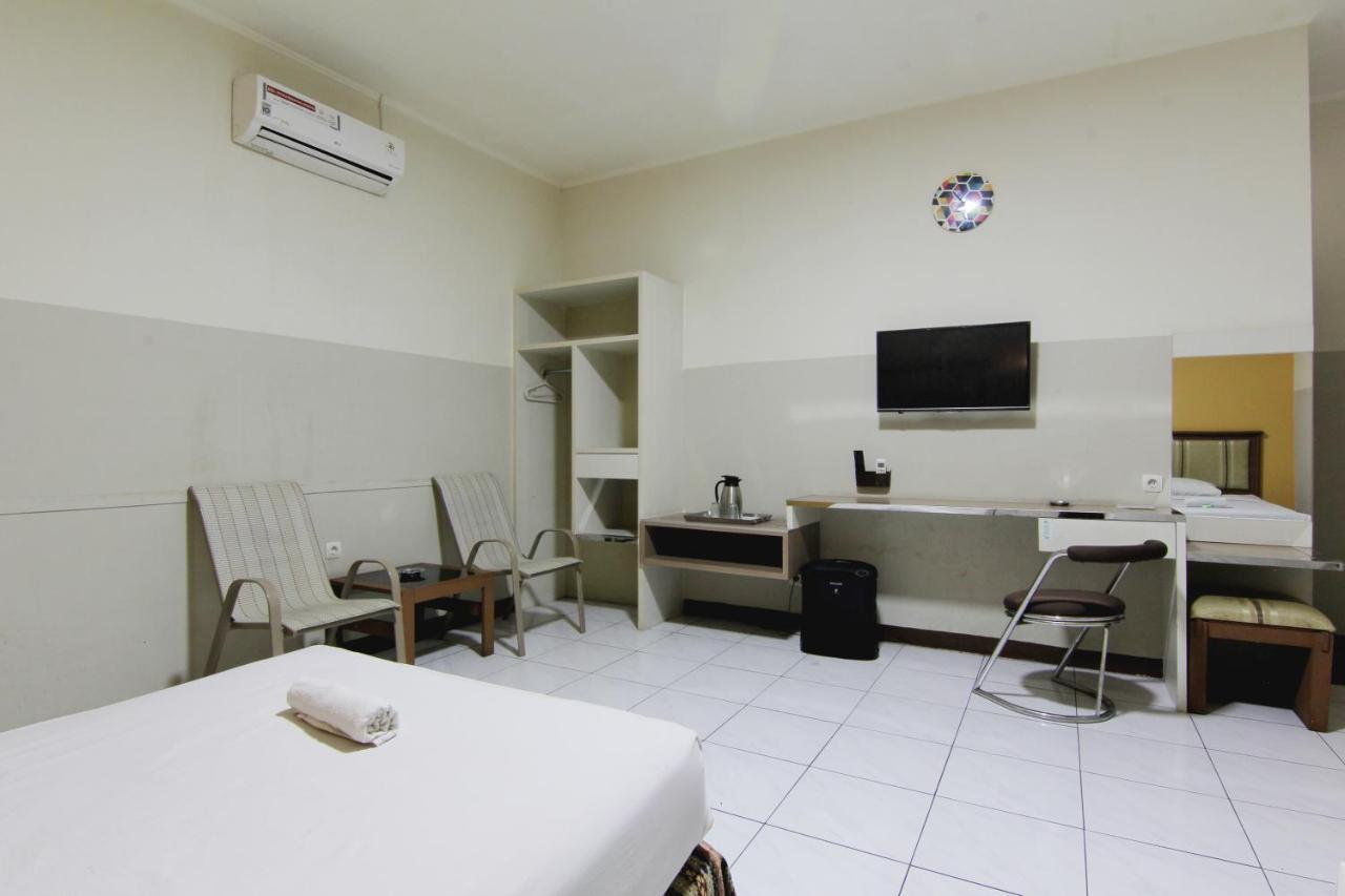 Hotel Palem Bandung Esterno foto