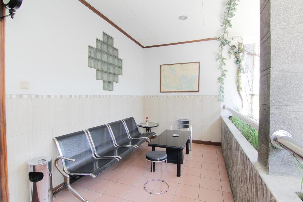 Hotel Palem Bandung Esterno foto