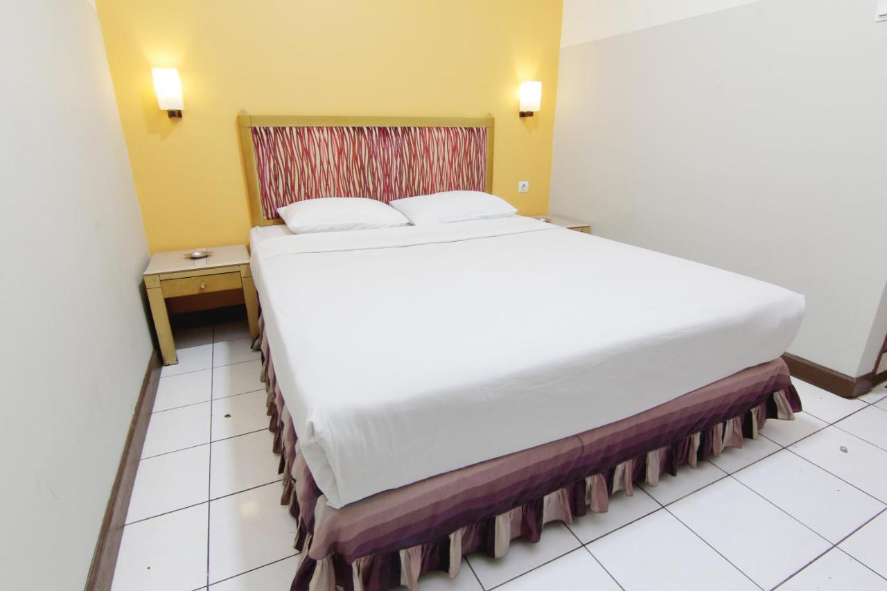 Hotel Palem Bandung Esterno foto